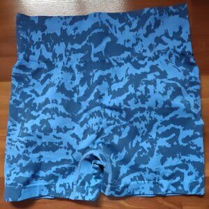 Zyia Blue Seamless Scrunchy What Hustle Shorts